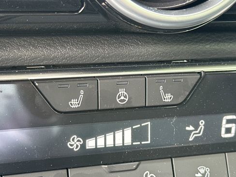 Certified 2025 Nissan Sentra SR w/ SR Premium Package FWD image 28