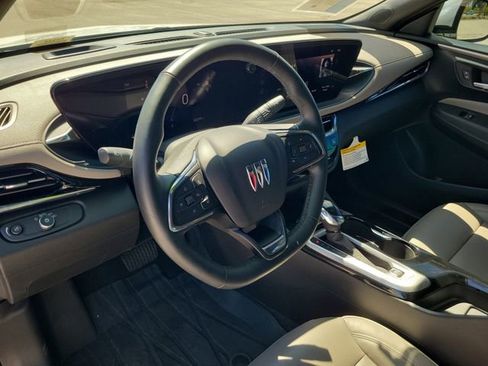 Certified 2024 Buick Envista Avenir FWD image 17