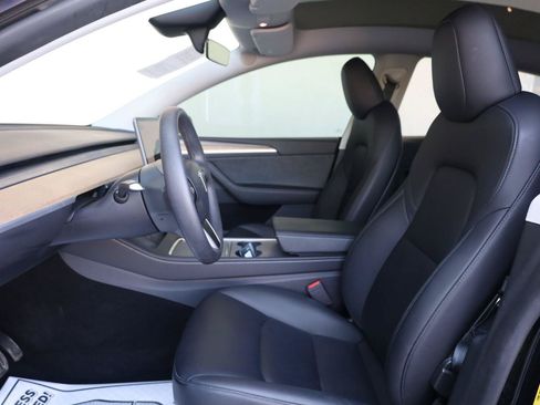 Used 2024 Tesla Model Y Long Range AWD/4WD image 14