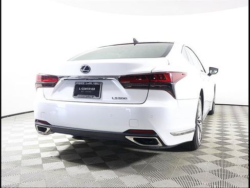 Certified 2022 Lexus LS 500 w/ Interior Upgrade Package RWD image 5