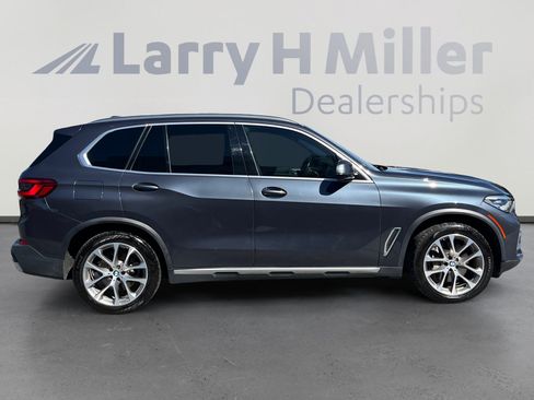 Used 2019 BMW X5 xDrive50i w/ Premium Package 2 AWD/4WD image 6