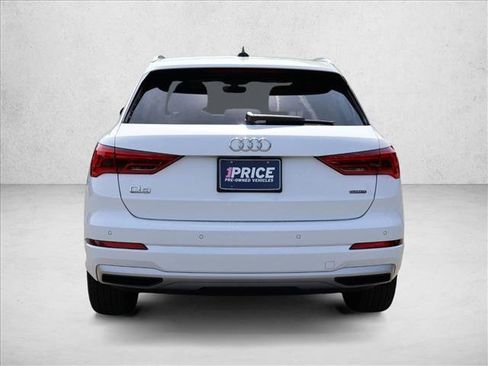 Used 2022 Audi Q3 2.0T Premium w/ Convenience Package AWD/4WD image 6