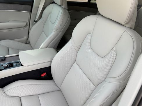 New 2026 Volvo XC90 B6 Ultra w/ Protection Package Premier image 19