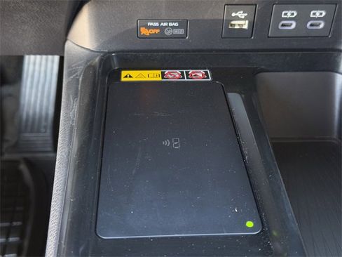 Used 2025 Toyota Camry LE image 21