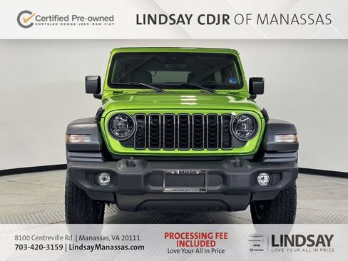Used 2025 Jeep Wrangler Unlimited Sport AWD/4WD image 3