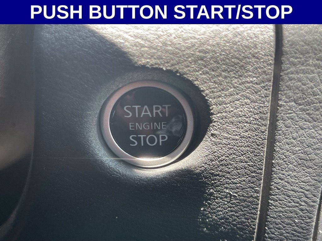 Used 2025 Nissan Frontier SV RWD image 14