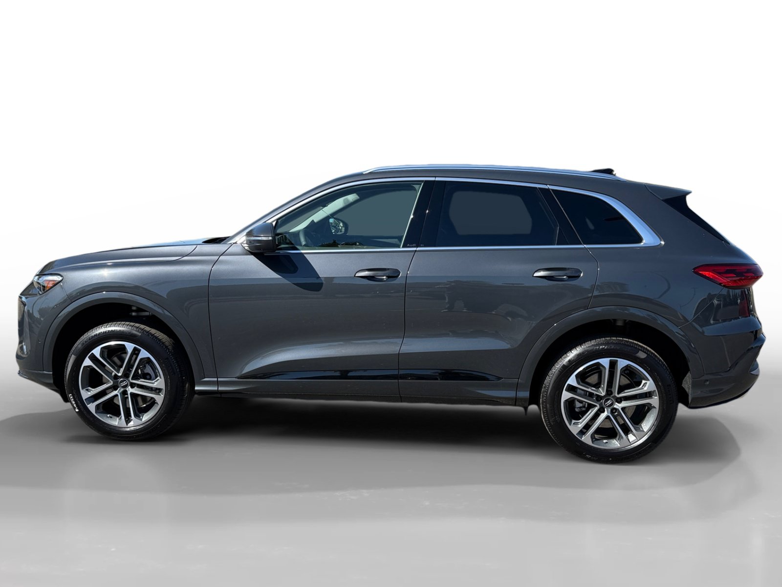 New 2026 Audi Q5 Premium Plus AWD/4WD image 2