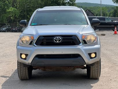 Used 2012 Toyota Tacoma 4x4 Access Cab V6 w/ TRD Off-Road Pkg