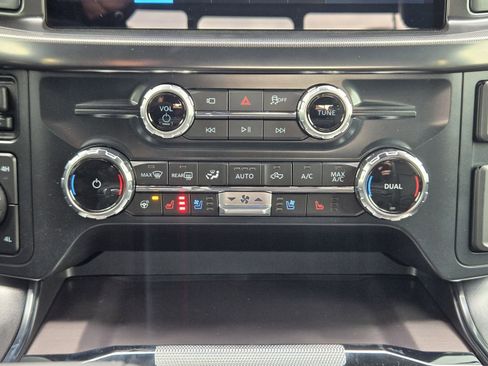 New 2025 Ford F150 Platinum w/ Equipment Group 702A High image 21