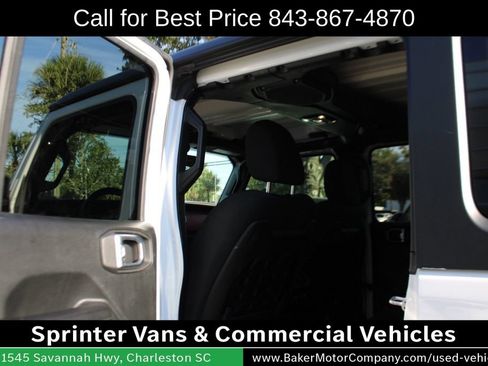 Used 2021 Jeep Wrangler Unlimited Rubicon AWD/4WD image 24