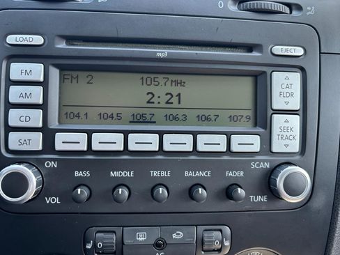 Used 2009 Volkswagen Jetta SE image 13