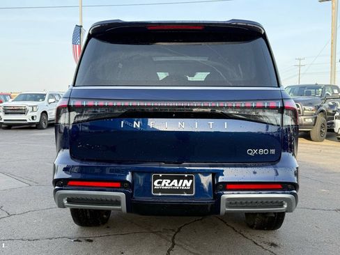 Used 2025 INFINITI QX80 Sensory AWD/4WD image 6