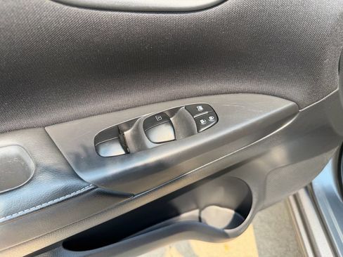 Used 2018 Nissan Sentra S w/ S Midnight Style Package FWD image 19