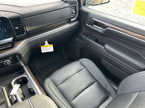 Used 2024 Chevrolet Silverado 1500 LT Trail Boss w/ Convenience Package II image 26