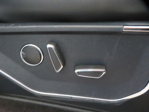 Used 2021 Ford F150 Lariat w/ Equipment Group 502A High AWD/4WD image 26