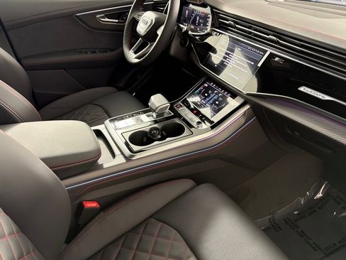 New 2026 Audi SQ8 Prestige image 14