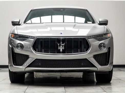 Used 2021 Maserati Levante GTS image 8