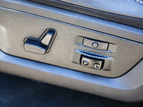 Used 2016 RAM 1500 Laramie w/ Convenience Group image 13