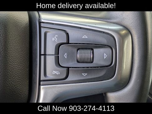 Used 2023 Chevrolet Suburban Premier image 19