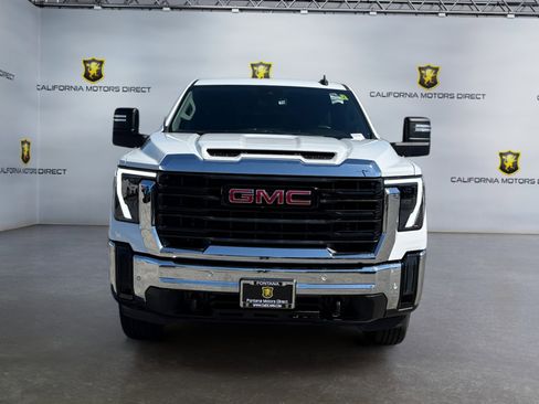 Used 2025 GMC Sierra 2500 Pro w/ 1SA Pro Safety Plus Package AWD/4WD image 8