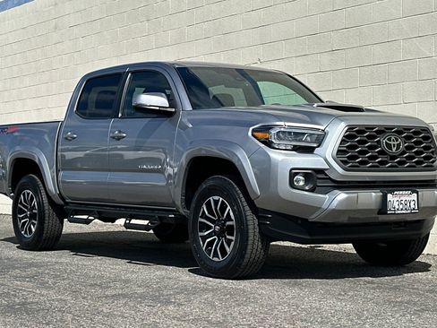 Used 2023 Toyota Tacoma TRD Sport AWD/4WD image 2