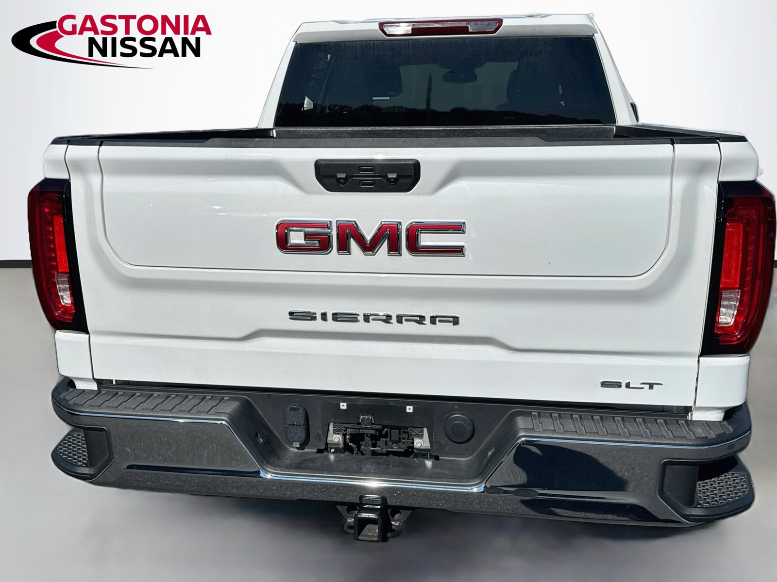 Used 2025 GMC Sierra 1500 SLT AWD/4WD image 33