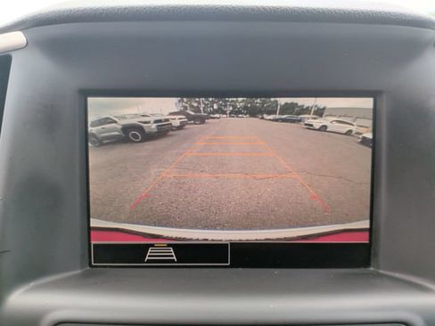 Used 2024 GMC Terrain SLE AWD/4WD image 22