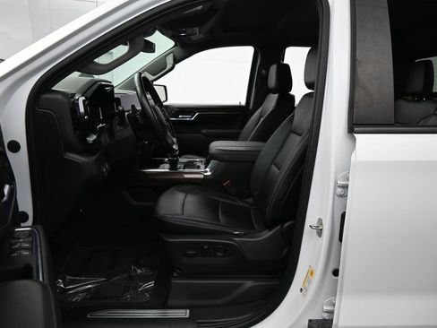 Used 2023 Chevrolet Silverado 1500 RST w/ Convenience Package II AWD/4WD image 11