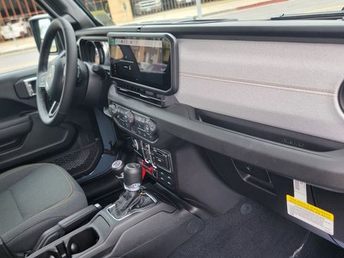 New 2026 Jeep Gladiator Willys image 12