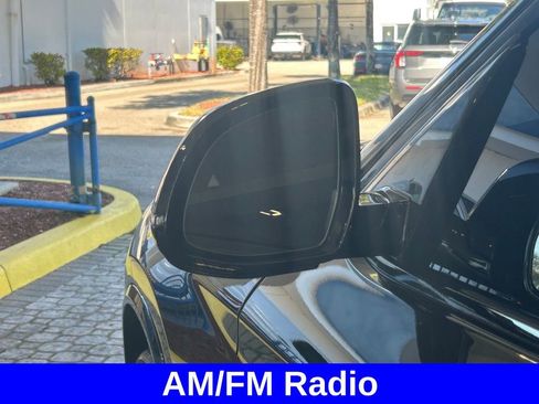 Used 2024 BMW X3 xDrive30i w/ Premium Package w/ZPA image 18