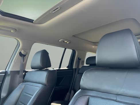 Certified 2024 Hyundai Santa Fe Limited AWD/4WD image 16