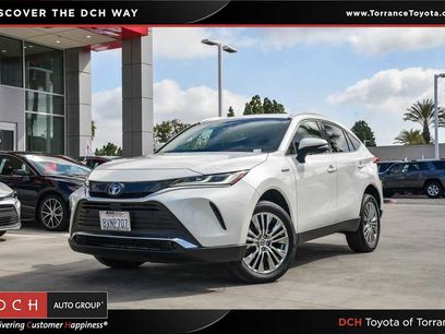 Used 2021 Toyota Venza XLE w/ Carpet Mat Package (TMS)