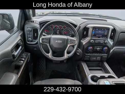 Used 2021 Chevrolet Silverado 1500 LT Trail Boss w/ Convenience Package II AWD/4WD image 18