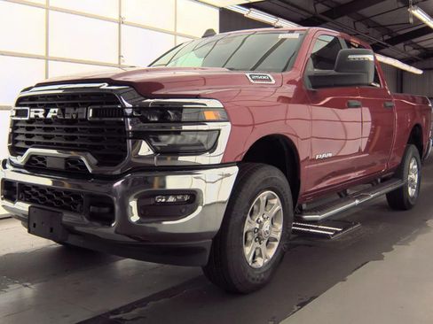 Used 2026 RAM 2500 Big Horn AWD/4WD image 2