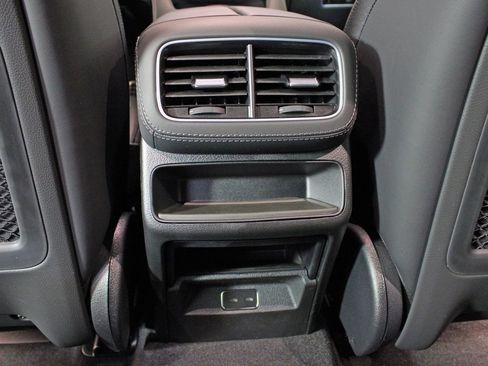 Certified 2025 Mercedes-Benz GLE 53 AMG GLE 53 AMGﾮ image 31