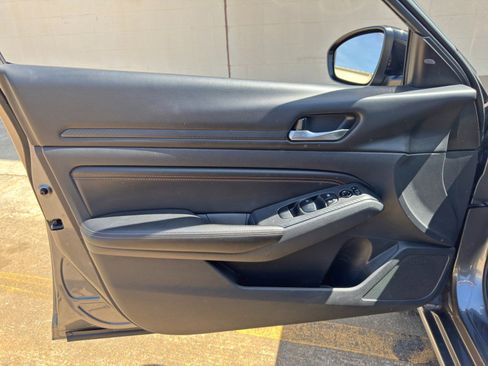 Used 2021 Nissan Altima 2.5 SR AWD/4WD image 35