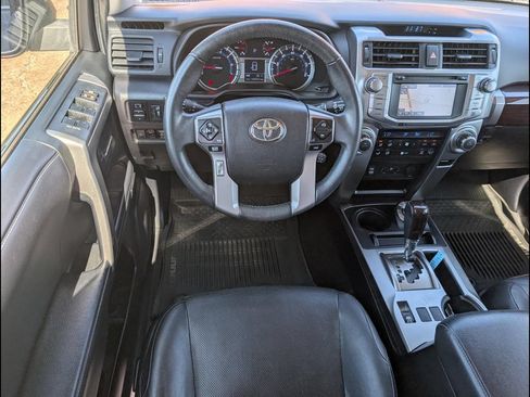 Used 2018 Toyota 4Runner Limited AWD/4WD image 11