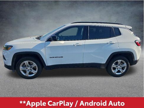 Used 2024 Jeep Compass Latitude AWD/4WD image 3