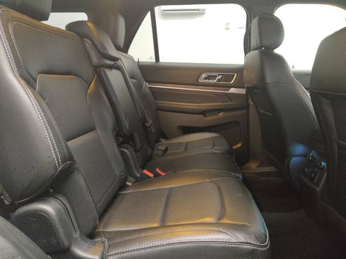 Used 2017 Ford Explorer Limited FWD image 19