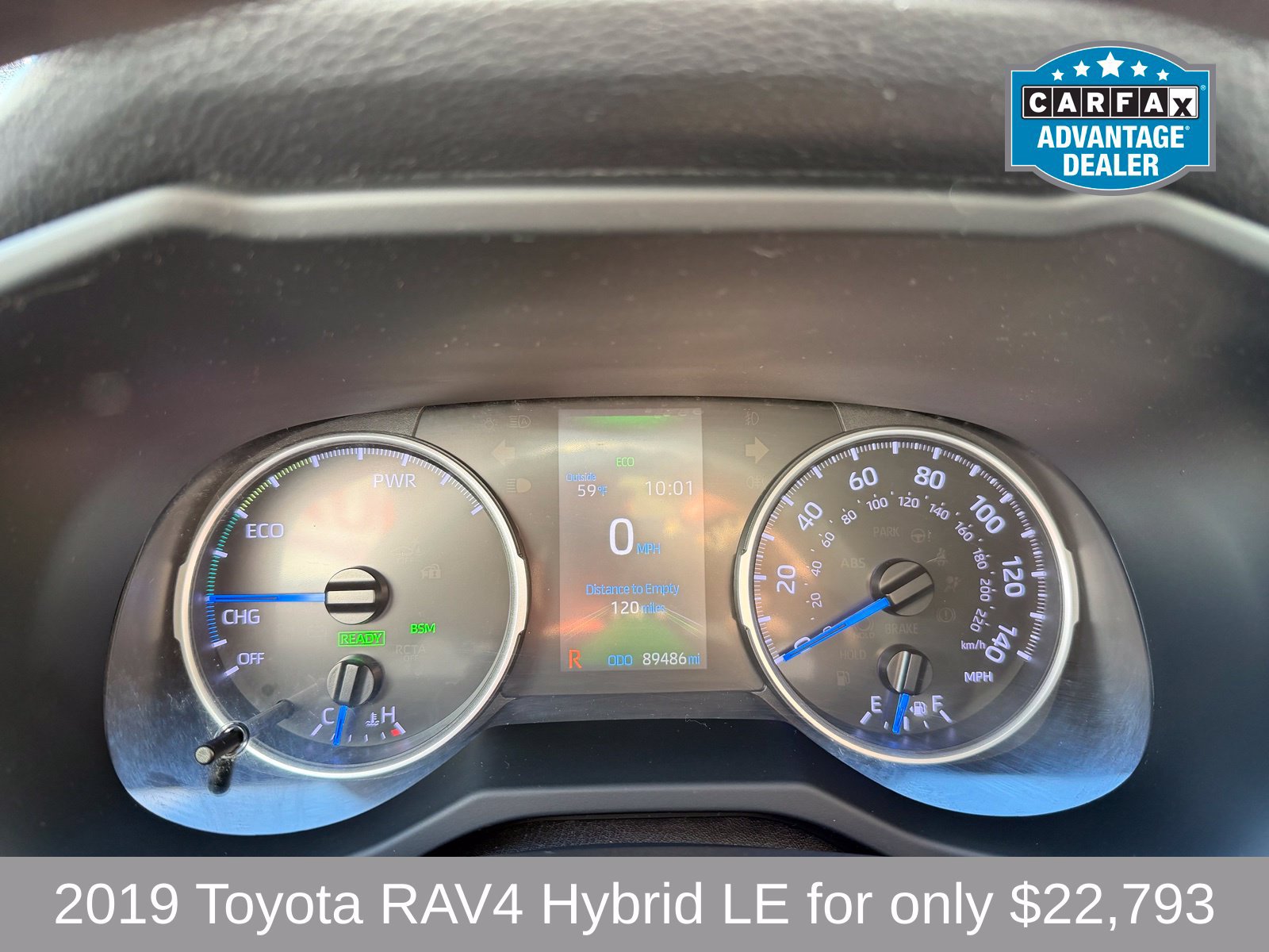 Used 2019 Toyota RAV4 LE w/ Carpet Mat Package AWD/4WD image 15
