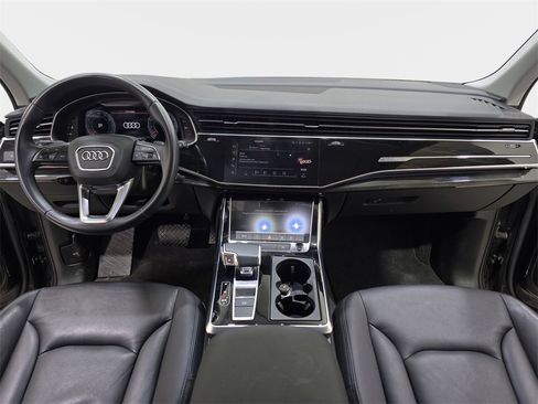 Used 2023 Audi Q7 2.0T Premium w/ Towing Package image 10