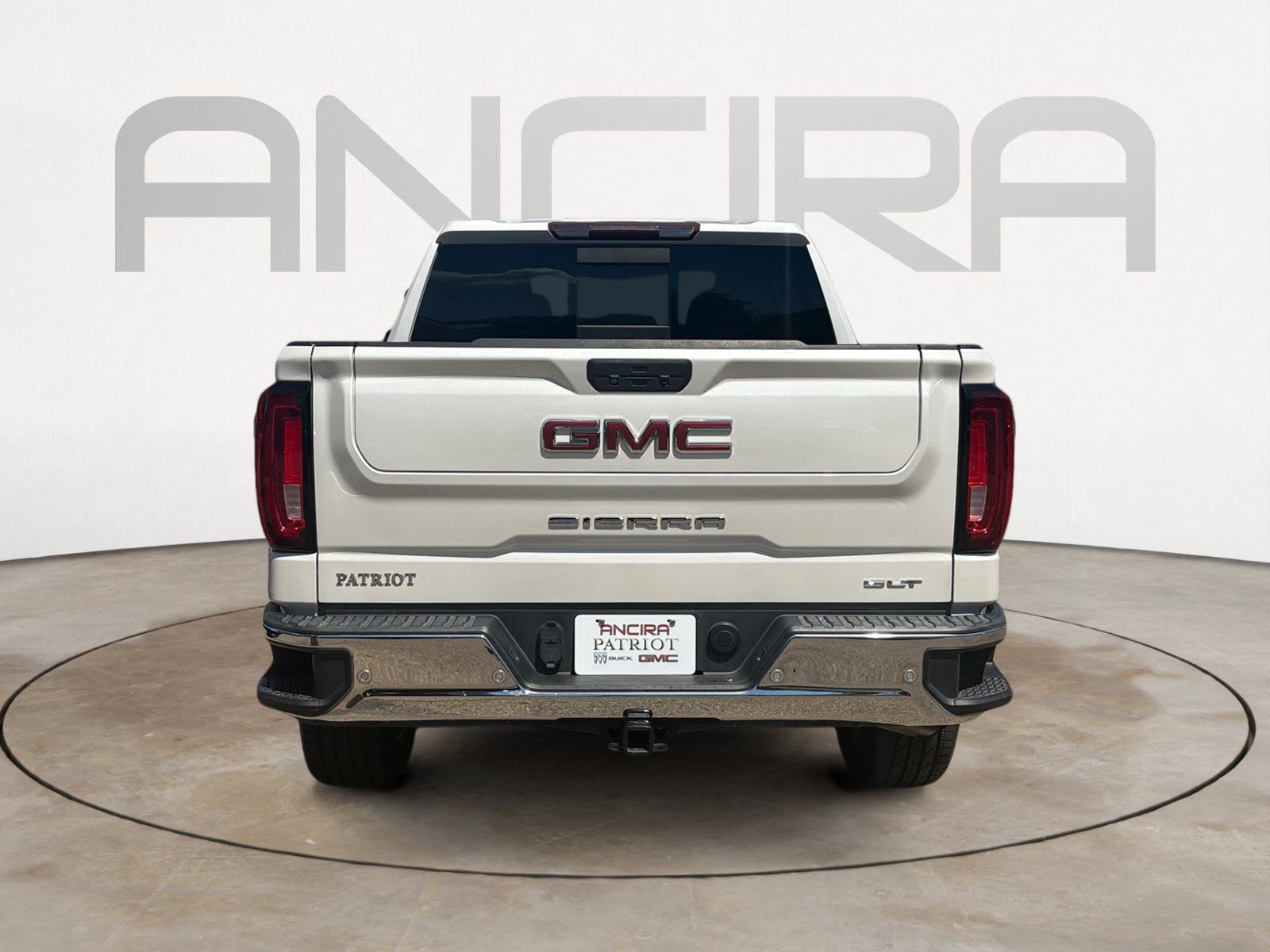 Used 2021 GMC Sierra 1500 SLT RWD image 9