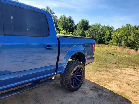 Used 2016 Ford F150 XLT w/ Equipment Group 302A Luxury AWD/4WD image 8