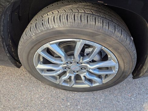 Used 2024 GMC Terrain Denali w/ Denali Premium Package image 5