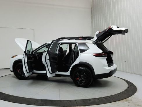 Used 2025 Nissan Rogue Rock Creek image 13