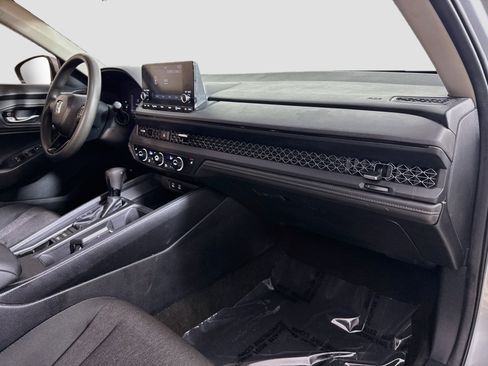 Used 2024 Honda Accord EX image 30