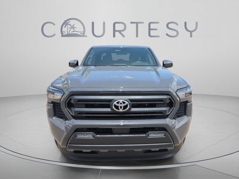Certified 2026 Toyota Tacoma SR5 AWD/4WD image 8