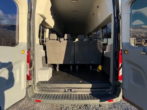 Used 2017 Ford Transit 350 XLT image 28