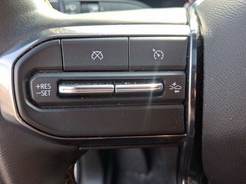 Used 2023 GMC Canyon AT4 w/ AT4 Premium Package AWD/4WD image 20