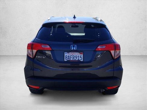 Used 2018 Honda HR-V EX-L image 7